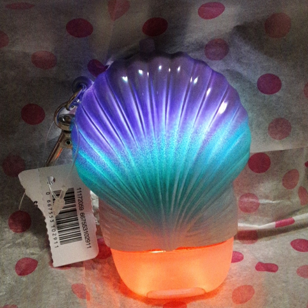 Bath and body works pocket bac holder